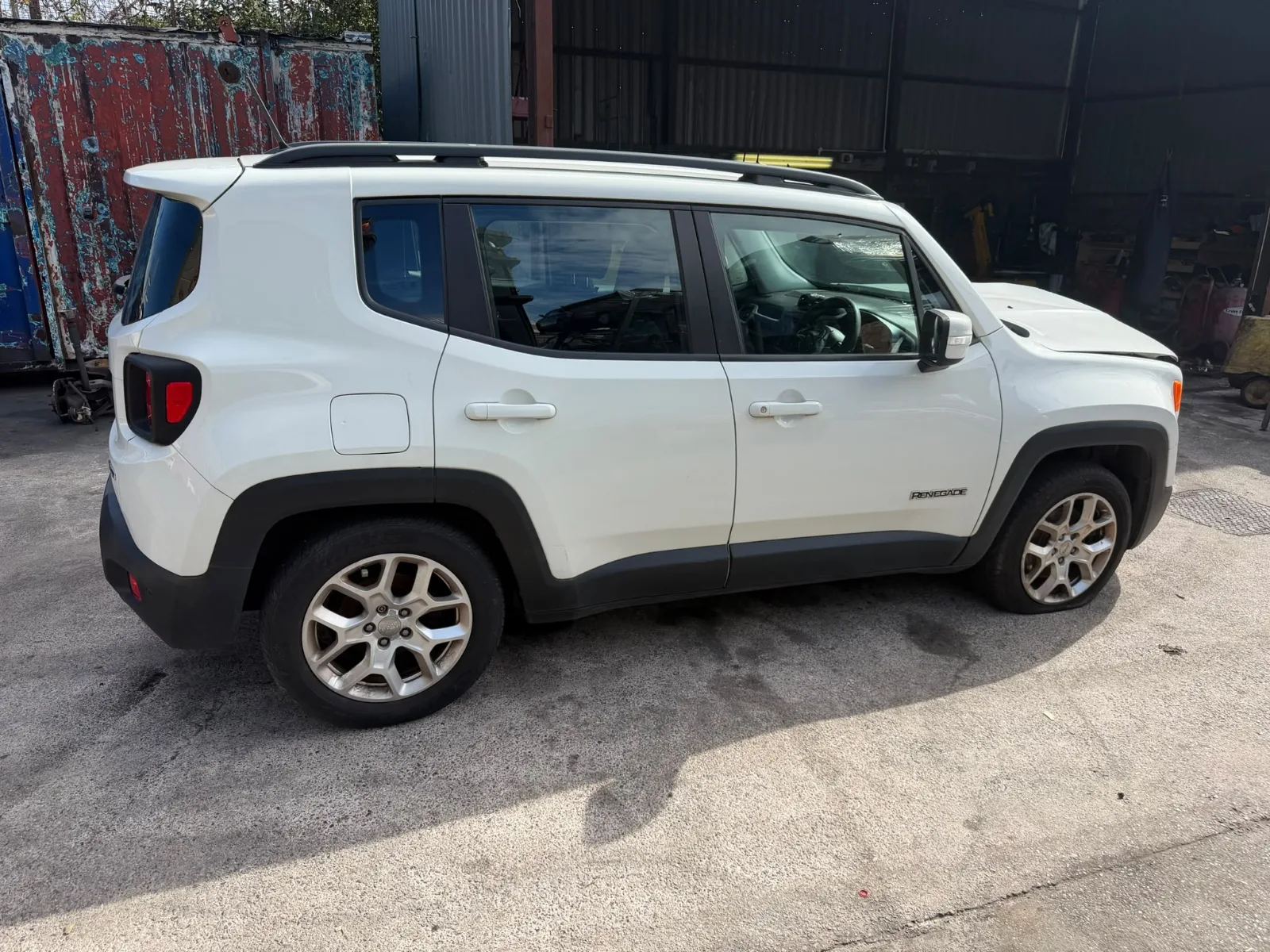2016 Jeep Renegade Longitude 1.4 being broken for parts