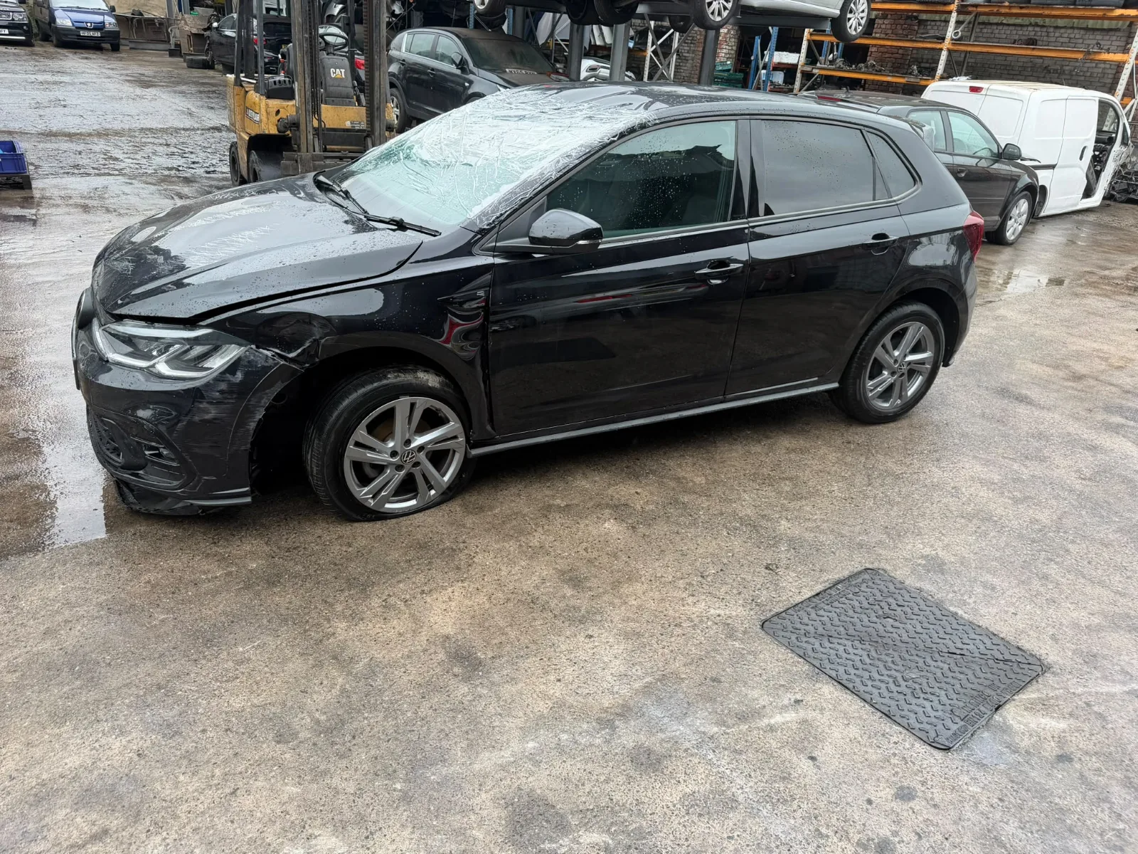 2025 VW Polo R-Line TSI Semi-Auto 1.0, photo 2
