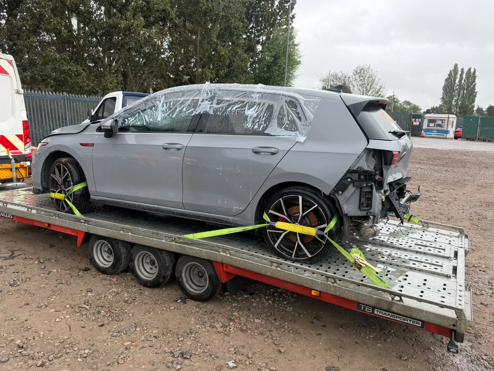 2022 VW Golf GTi TSi Semi-Auto 2.0, photo 2