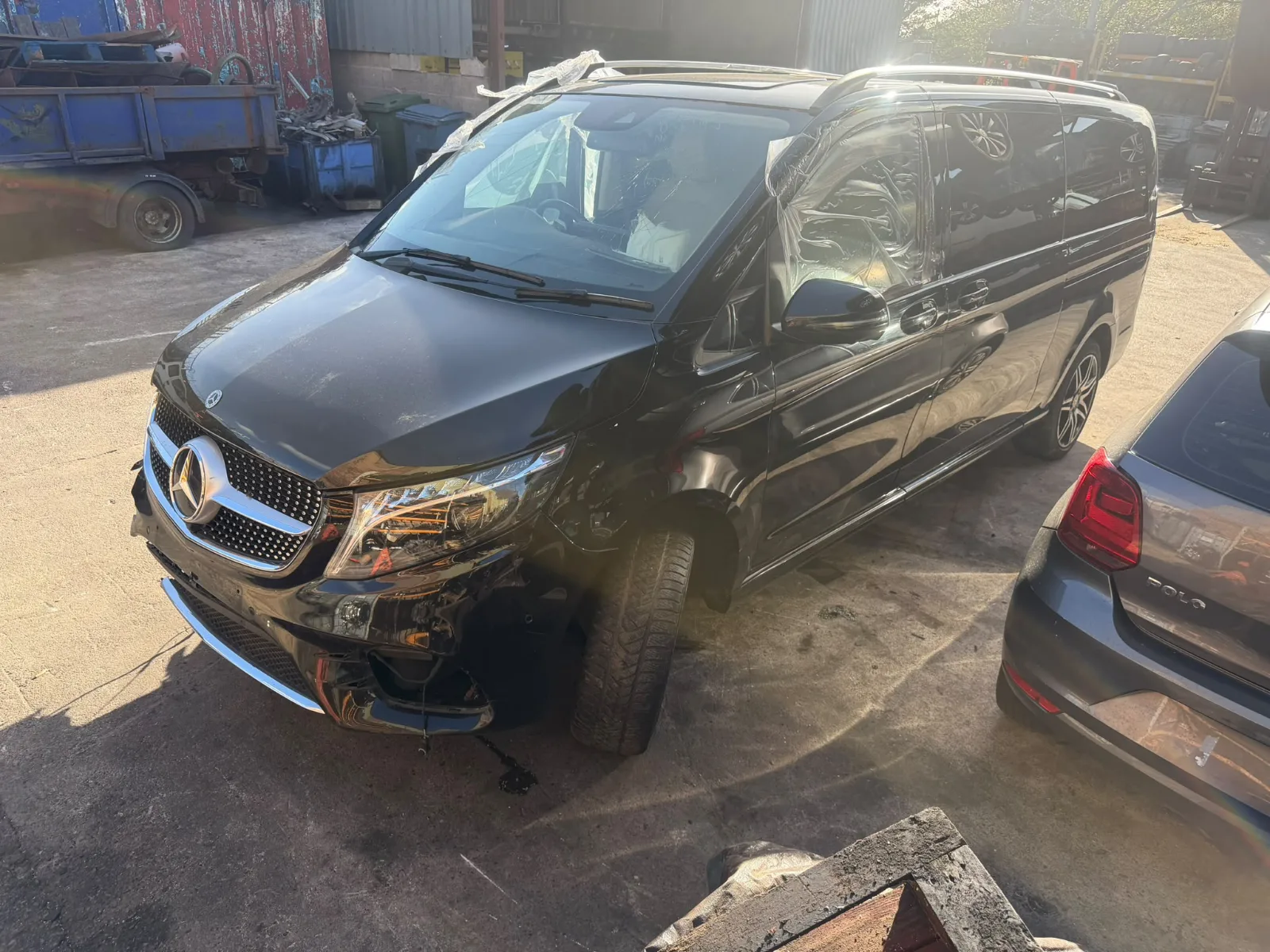 2024 Mercedes V 300 AMG Line D Auto 2.0, photo 2