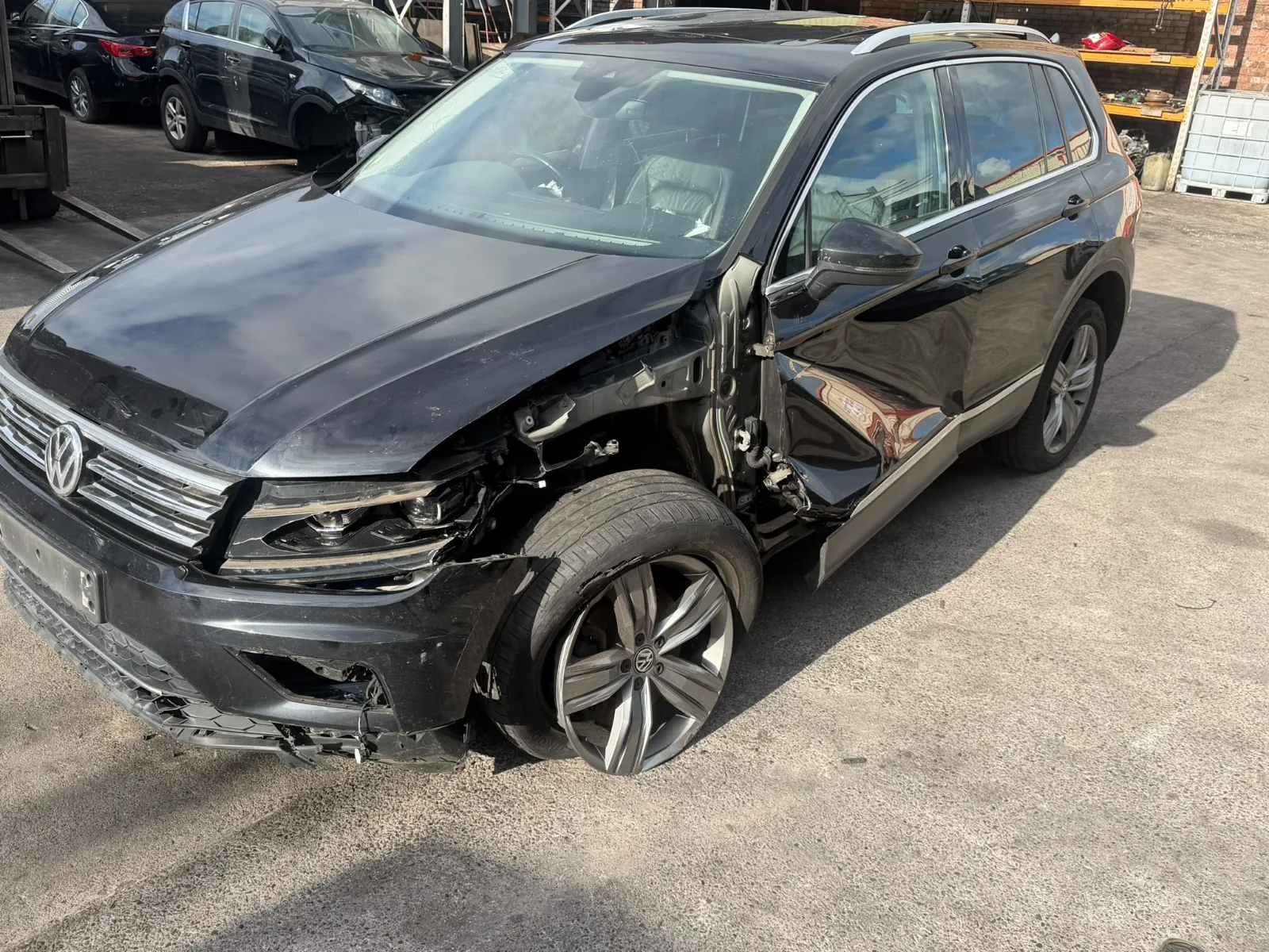 2017 VW Tiguan SEL TDI BlueMotion Technology 4Motion Semi-Auto 2.0, photo 5